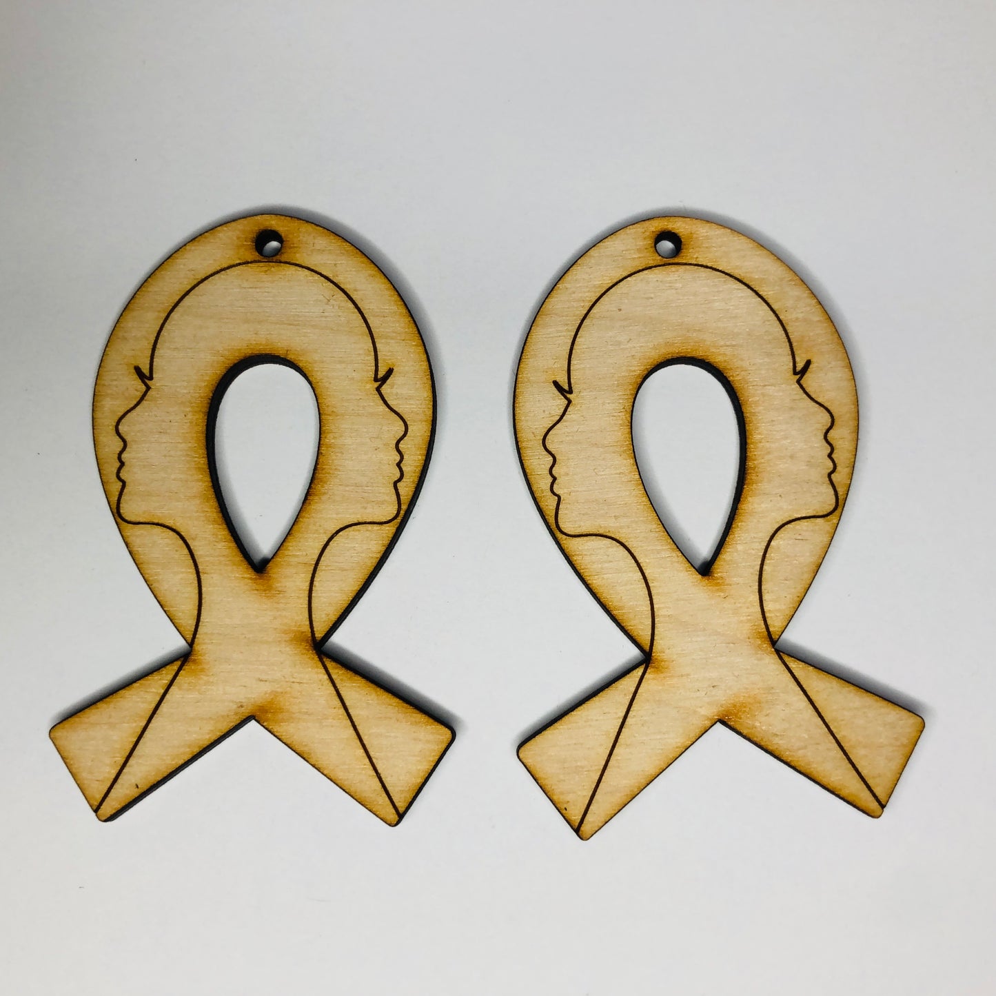 Ribbon w Silhouette